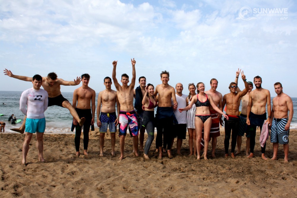 Beginners surfcourse El Cotillo - Surfer images 2016.10.30